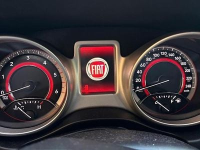 Usata Fiat Freemont 170 CV (125 kW) 2014 Bianco SUV