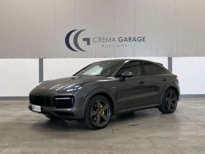 Usata Porsche Cayenne 340 CV (250 kW) 2022 Grigio scuro SUV