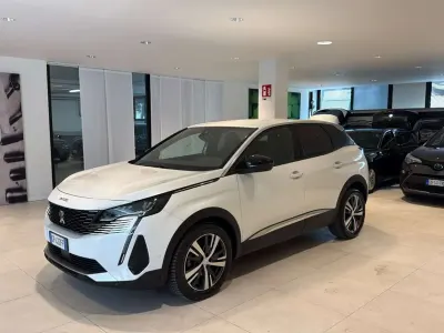 Gebraucht Peugeot 3008 131 PS (96 kW) 2023 Weiß SUV