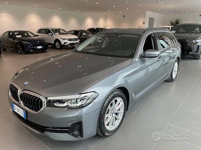 Usata BMW 520 190 CV (139 kW) 2020 Blu Station wagon