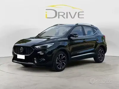 Usata MG ZS Luxury 106 CV (77 kW) 2024 Nero SUV