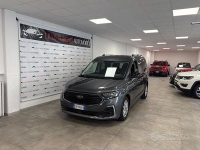 Usata Ford Tourneo Connect Titanium 122 CV (89 kW) 2023 Grigio scuro Monovolume