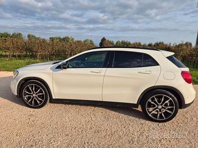 Mercedes GLA200