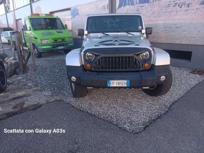 Usata Jeep Wrangler Sahara 200 CV (147 kW) 2013 Argento SUV