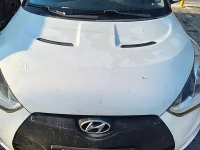 Usata Hyundai Veloster Comfort 140 CV (102 kW) 2012 Bianco Utilitaria