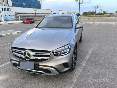 Usata Mercedes GLC220 Premium 194 CV (142 kW) 2021 Grigio SUV