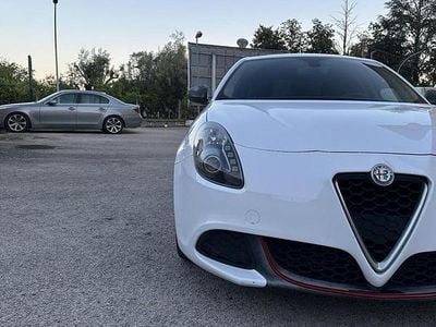 Begagnad Alfa Romeo Giulietta 120 HK (88 kW) 2016 Vit Halvkombi