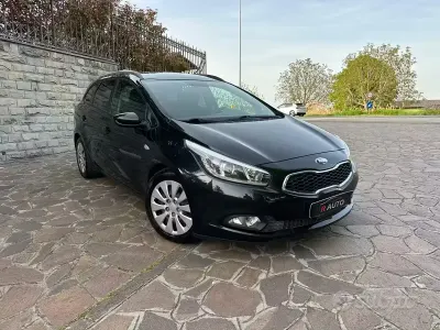 Begagnad Kia Ceed Sportswagon 110 HK (80 kW) 2015 Svart Kombi