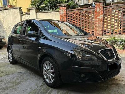 Usata Seat Altea 2011 Grigio Monovolume