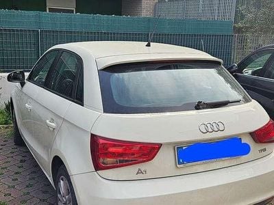 Usata Audi A1 Sportback Ambition 86 CV (63 kW) 2012 Bianco Utilitaria