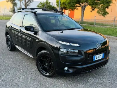 Usata Citroën C4 99 CV (72 kW) 2015 Nero SUV