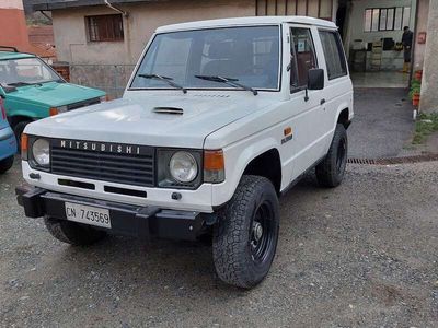 usata Mitsubishi Pajero Metal Top 2.5 td my88