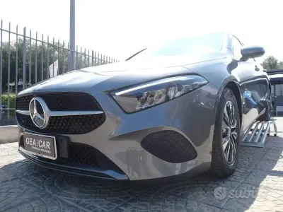 Usata Mercedes A180 Progressive 116 CV (85 kW) 2023 Grigio Berlina