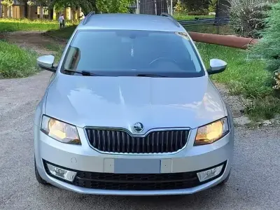 Usata Skoda Octavia 110 CV (80 kW) 2016 Grigio Station wagon