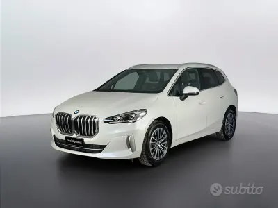 Usata BMW 218 136 CV (100 kW) 2022 Bianco Station wagon