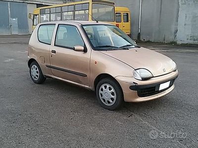 Usata Fiat Seicento 39 CV (28 kW) 1998 Grigio Utilitaria
