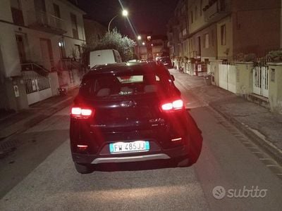 Usata Mahindra KUV100 83 CV (61 kW) 2019 Nero SUV