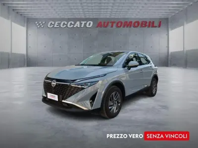 Usata Nissan Qashqai Acenta 140 CV (102 kW) 2025 Grigio SUV