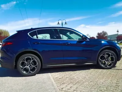 Usata Alfa Romeo Stelvio 210 CV (154 kW) 2019 Bluazzurro SUV