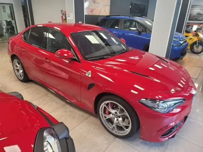 Usata Alfa Romeo Giulia Quadrifoglio 510 CV (375 kW) 2017 Rosso Berlina