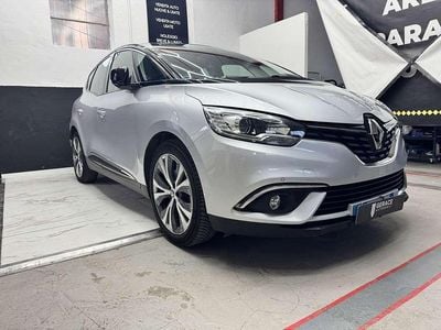 Usata Renault Scénic IV Intens 110 CV (80 kW) 2017 Argento Monovolume