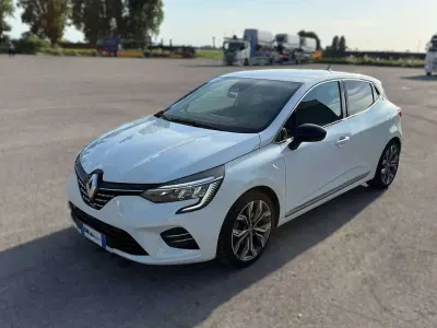 Usata Renault Clio V Intens 140 CV (102 kW) 2021 Bianco Berlina