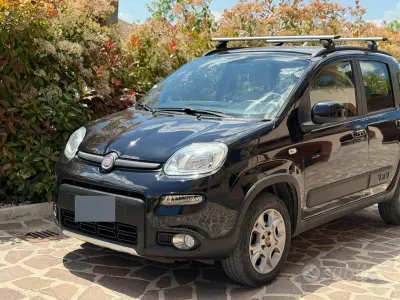 Usata Fiat Panda 4x4 75 CV (55 kW) 2014 Nero Utilitaria