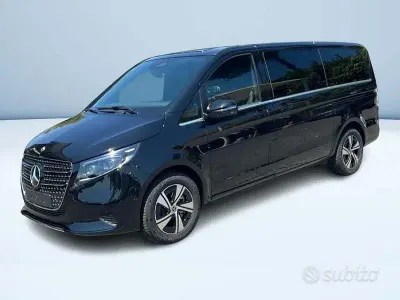 Nuova Mercedes V250 Avantgarde 190 CV (139 kW) 2026 Nero Monovolume
