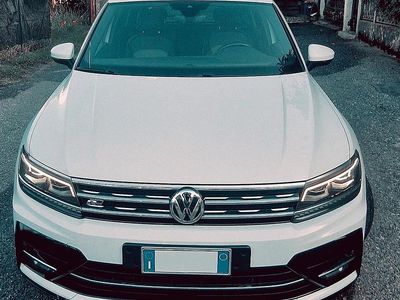 Usata VW Tiguan R-line 150 CV (110 kW) 2020 Bianco SUV