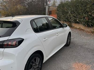 Usata Peugeot 208 75 CV (55 kW) 2021 Bianco Utilitaria