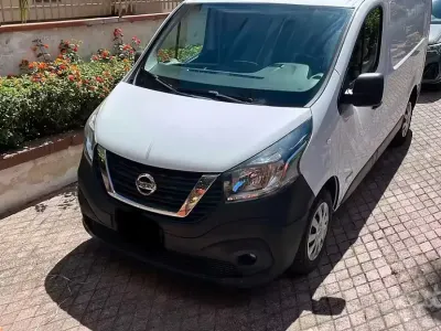 Usata Nissan NV300 121 CV (88 kW) 2019 Bianco Furgone