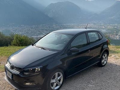 Usata VW Polo Comfortline 75 CV (55 kW) 2017 Nero Utilitaria