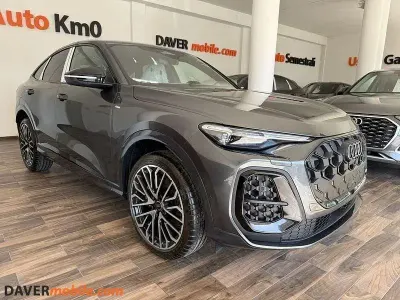Nuova Audi Q5 S-Line 204 CV (150 kW) 2026 Grigio SUV