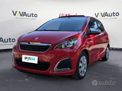 Begagnad Peugeot 108 Style 72 HK (52 kW) 2021 Röd Cab