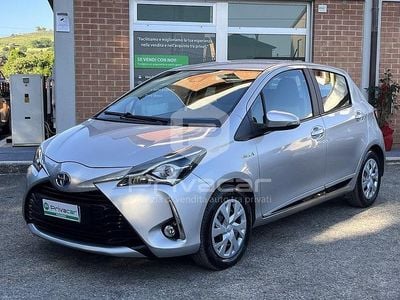 Second-hand Toyota Yaris Hybrid Active 73 CP (53 kW) 2018 Gri Berlinǎ