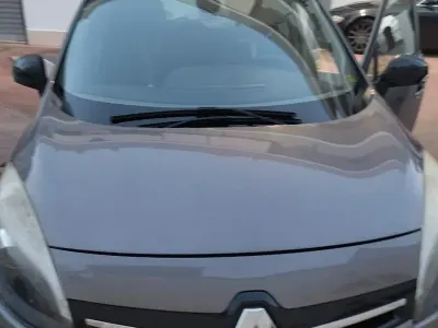 Usata Renault Scénic III 110 CV (80 kW) 2015 Grigio Berlina