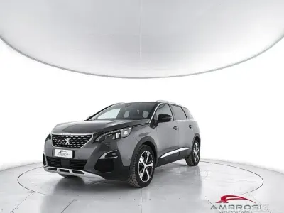Usata Peugeot 5008 GT-line 131 CV (96 kW) 2019 Grigio SUV