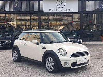 Usata Mini Cooper D Chili 108 CV (79 kW) 2009 Beige Utilitaria