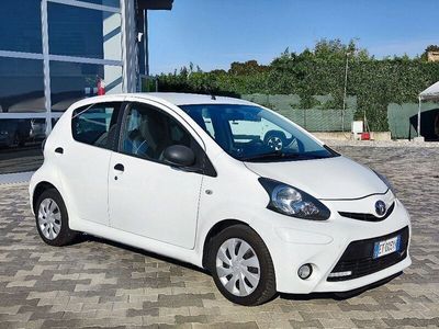 usata Toyota Aygo 1.0 12V VVT-i 5 porte Active Connect usato