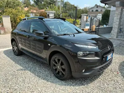 Usata Citroën C4 Cactus 99 CV (72 kW) 2017 Nero Utilitaria
