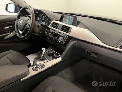 Usata BMW 318 150 CV (110 kW) 2016 Blu Station wagon