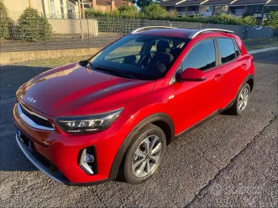 Usata Kia Stonic 2022 Rosso SUV
