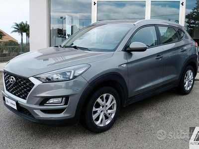 Gebraucht Hyundai Tucson 116 PS (85 kW) 2019 Grau SUV
