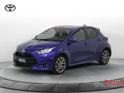 Occasion Toyota Yaris Hybrid Lounge 130 PK (95 kW) 2025 Blauw Sedan