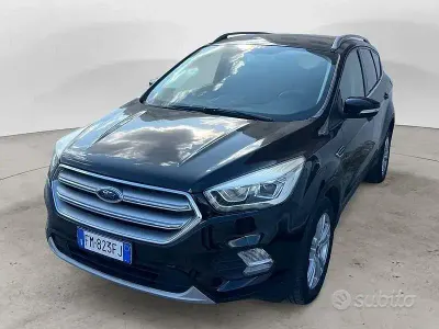 Usata Ford Kuga Business Edition 120 CV (88 kW) 2017 Nero SUV