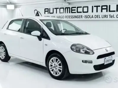 Usata Fiat Punto 69 CV (50 kW) 2012 Bianco Utilitaria