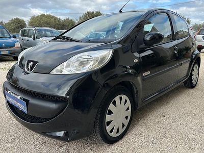 Usata Peugeot 107 68 CV (50 kW) 2007 Nero Utilitaria