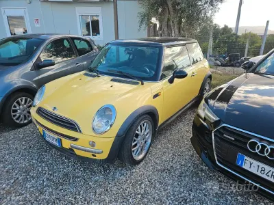 Usata Mini One D 75 CV (55 kW) 2004 Giallo Utilitaria
