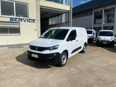 Käytetty Peugeot Partner