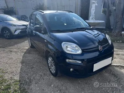 Usata Fiat Panda 69 CV (50 kW) 2014 Blu Utilitaria